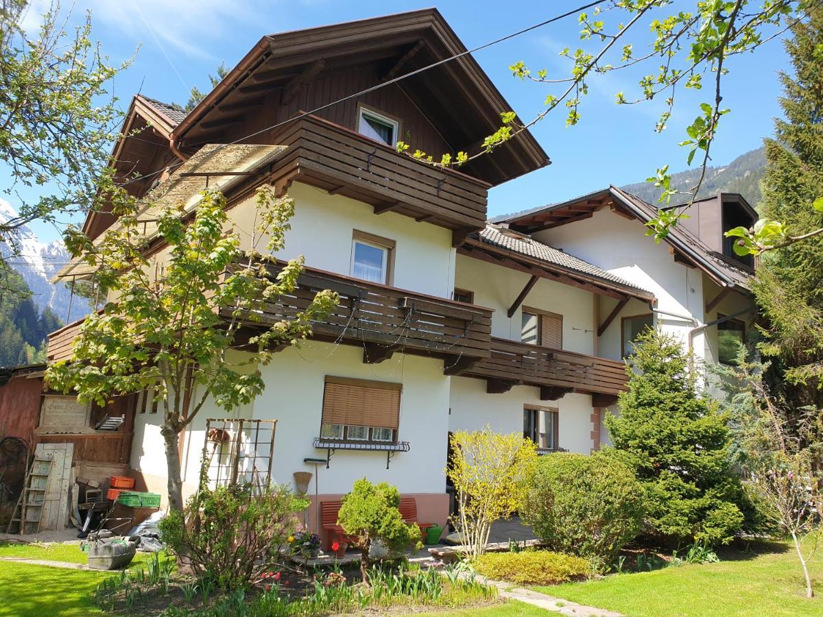 Gaestehaus Zum Gachtna Mayrhofen Luaran gambar